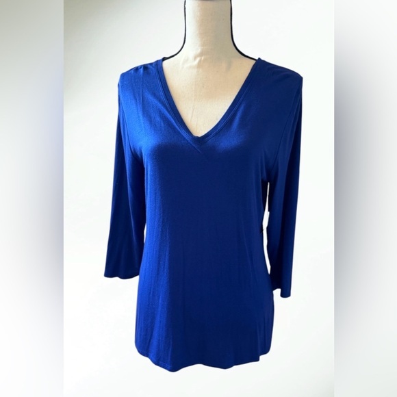 Tahari Tops - Tahari Blue V-Neck Top Three-Quarter Sleeve Large